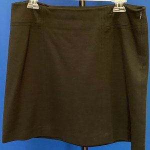ANN TAYLOR LOFT SHORT BLACK SKIRT Sz 8